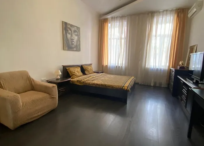 Ekaterinenskaya 24 * Odessa